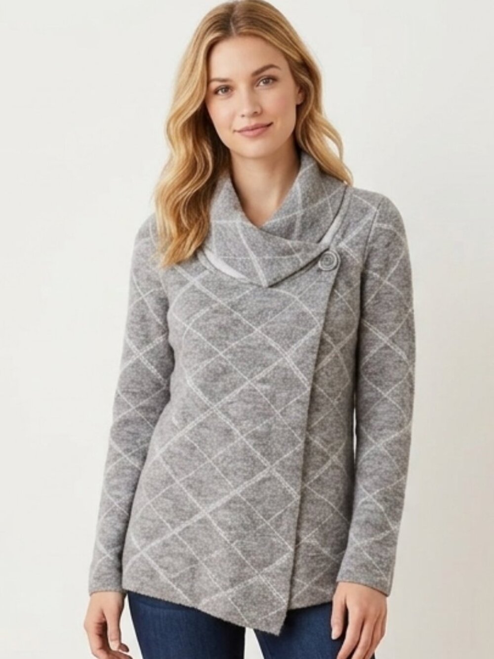 Super Soft Tahari Gray Diamond Pattern Cowl Sweater, Size Large